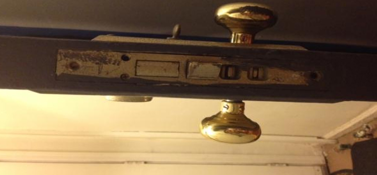 Old Mortise Lock Replacement in La Presa